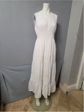 Women's Me 2 Magic White Maxi Dress Size L p2p 20